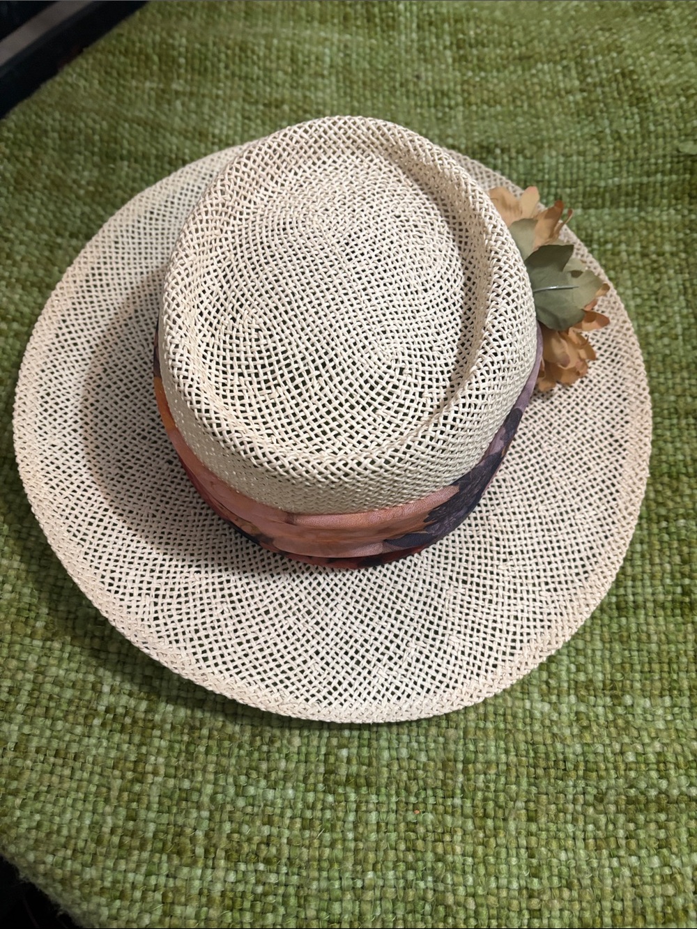 Vintage Town Talk Cream Straw Sun Hat with Pink Band and Floral Accent